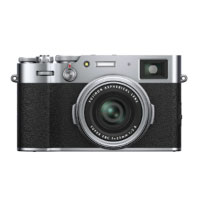 Fujifilm X100v Camera in silver, retro camera with modern technology